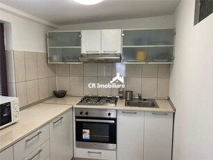 Apartament 3 camere, Piata Romana