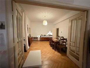 Apartament 3 camere Universitate