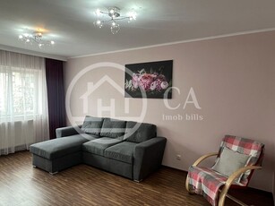 Apartament cu 3 camere de inchiriat in zona Decebal, Oradea.