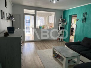 Apartament de vanzare la intrarea in Arhitectilor 3 camere si balcon