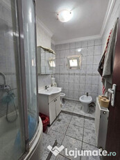 De vanzare apartament cu 3 camere, 2 balcoane