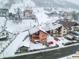 In regiune pitoreasca, cu view montan, Moeciu de Jos, Bran, Brasov