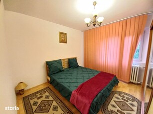 Inchiriez apartament 3 camere