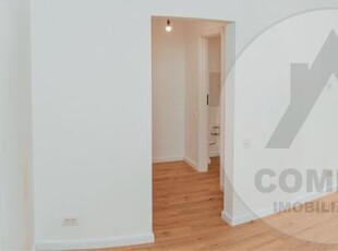 Vand apartament 3 camere Trepte