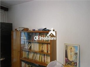 Vanzare apartament 3 camere Obor