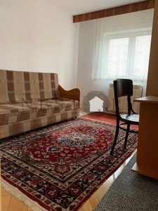 Apartament 3 camere decomandate, Centru, N.Titulescu Cipariu de inchiriat