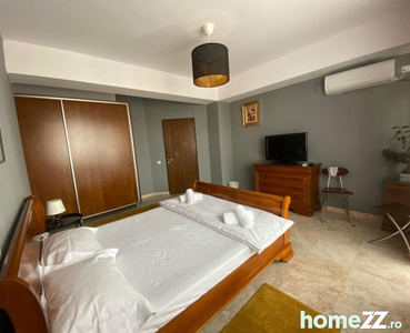 Apartament 5 Camere Confort Lux Terasa 29 mp Piata Unirii