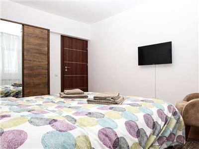 Inchiriere apartament 3 camere, 99mp, Magheru, Romana