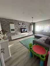 Apartamant 3 camere finisat modern + garaj si beci