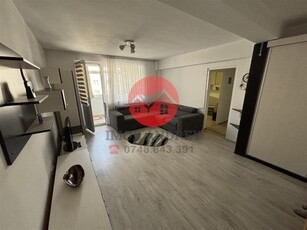 Apartament 3 camere de inchiriat