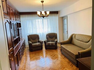 Apartament 3 camere in zona BRD