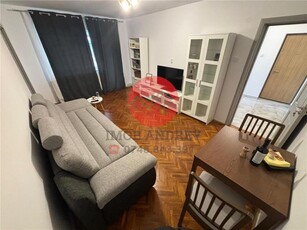 Apartament 3 camere ultracentral, mobilat modern, totul nou, cu dressing! de inchiriat