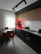 Apartament 3 camere ultracentral, totul nou, 2 bai, incalzire proprie gaz de inchiriat