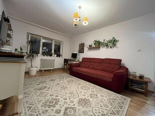 Apartament 3 camere zona Lidia-Martirilor