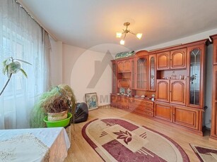 Apartament 4 camere decomandat, Str. Campului Kaufland Manastur