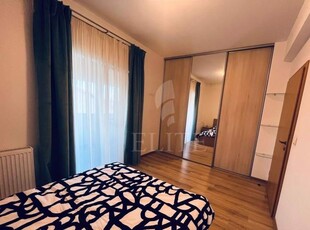 Apartament 4 camere in zona MANASTUR