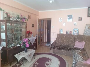 Apartament cu 2 camere, Centru, Etaj 1 , 2c7370