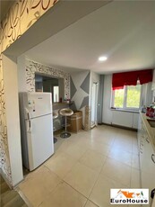 Apartament cu 3 camere de vanzare in Alba Iulia