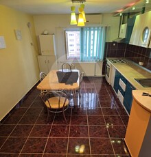 Apartament cu 3 camere în Girocului decomandat renovat complet mobilat si utilat integral