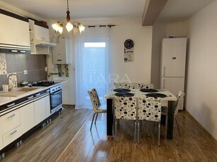 Apartament nou, zona Lidl, Apahida, curte privata, loc de parcare.