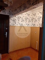 Vand apartament 3 camere Dacia