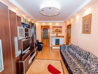 Apartament 3 camere vanzare in bloc de apartamente Bucuresti, Crangasi