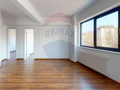 Apartament 3 camere vanzare in bloc de apartamente Bucuresti, Nerva Traian