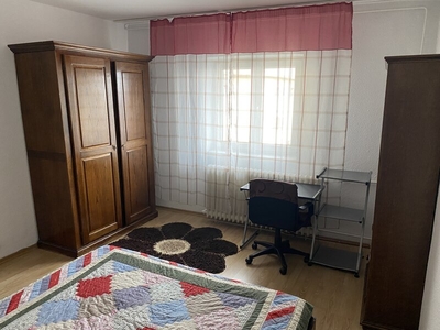 Inchiriere apartament 3 camere Piata Alba Iulia, Bucuresti