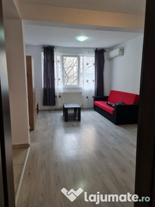 Închiriez apartament 2 camere str. Solstitiului