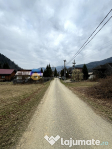 Teren zona de munte Tarcau - Neamt