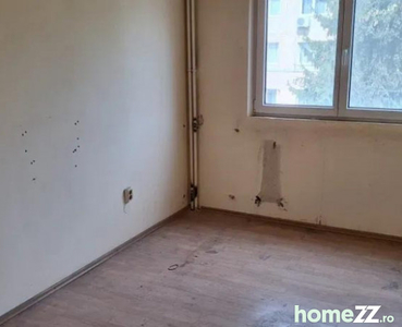 Apartament 2 camere zona Florilo(necesita renovare totala).