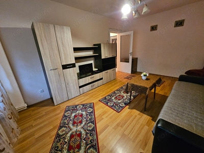 Apartament 2 camere,decomandat,etaj 1 zona Decebal