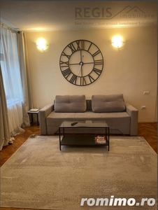 Apartament modern 3 camere Piata Sfatului. Pretabil subinchiriere