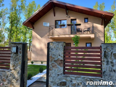 Casa individuala de vânzare 150mp Bd Dem Rădulescu 4 camere
