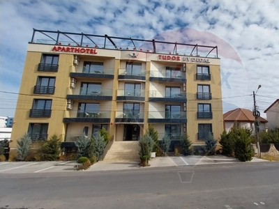 Hotelpensiune 24 camere vanzare in Constanta, Mamaia-Sat, Central