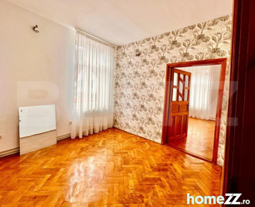 Investiție! Apartament 4 camere