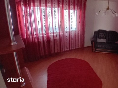 Vând apartament Mioveni