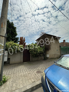 Casa curte,3 camere,p+pod,50 mp utili,zona Teiul Doamnei-Maica Domnului,Str. Grigore Ionescu nr. 60