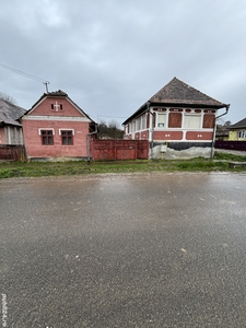 Vând casa în județul Mures (2 case pe proprietate)