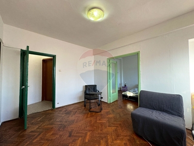 Apartament 2 camere vanzare in bloc de apartamente Bucuresti, Dacia