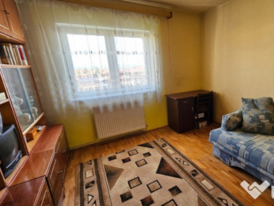 Apartament 3 camere zona Sos. Alba Iulia, Turnisor