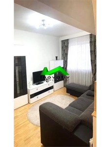 Apartament 3 camere,2 bai,balcon,Central/Noul Mall