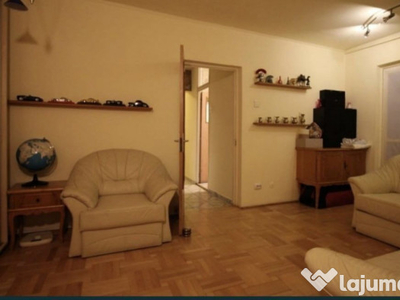 Apartament 4 camere Crangasi