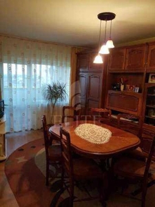 Apartament 4 camere in zona Zorilor