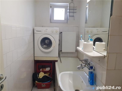 Apartament cu 2 camere cu centrala propie in bloc anvelopat