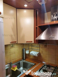 Apartament cu 2 camere de vânzare în Sinaia