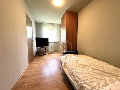 Apartament cu 2 camere, etajul 2, zona Sagului