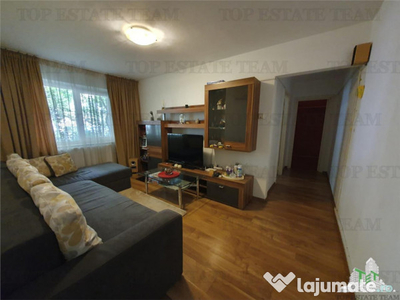 Apartament cu 3 camere parter inalt mobilat si utilat cu loc