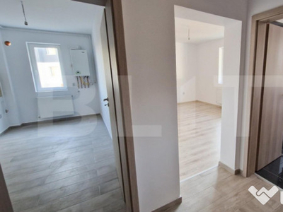 Apartament decomandat etaj 1 + balcon, Giroc