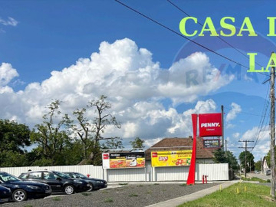 Casă de vânzare în Ulmeni la 100 m de centru